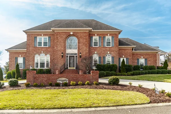 $974,900 | 111 Governors Point Boulevard, Hendersonville, TN 37075