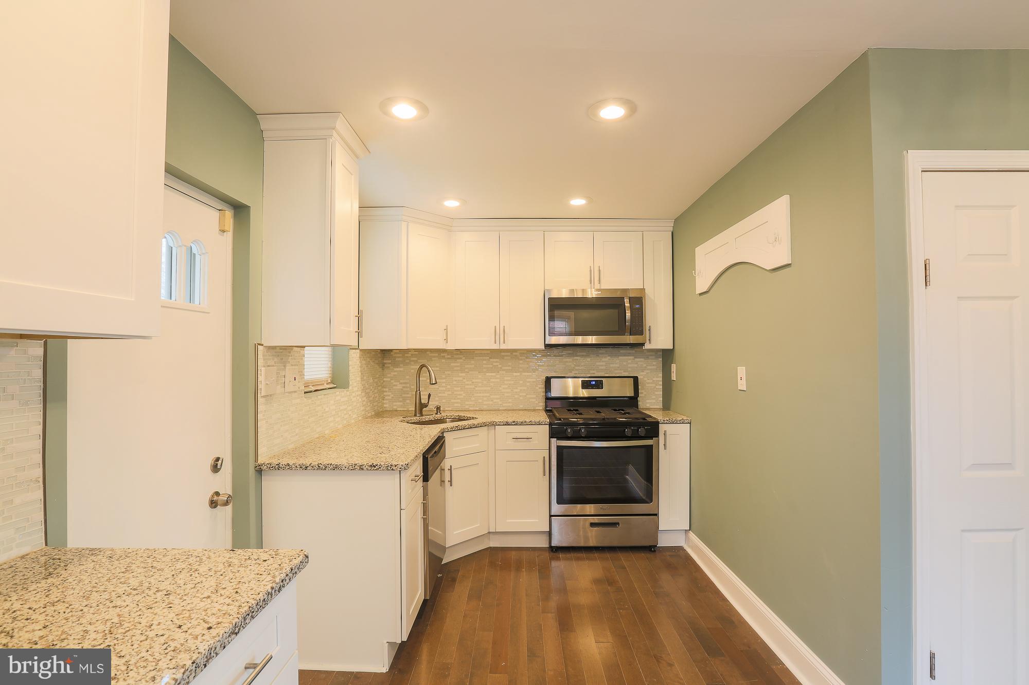 3524 Wild Cherry Road Baltimore, MD 21244 - Photo 14 of 29 Kitchen