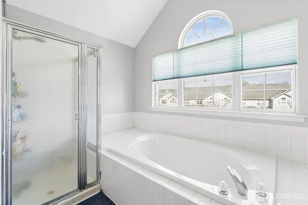 $625,000 | 110 Castle Pointe Boulevard, Piscataway, NJ 08854