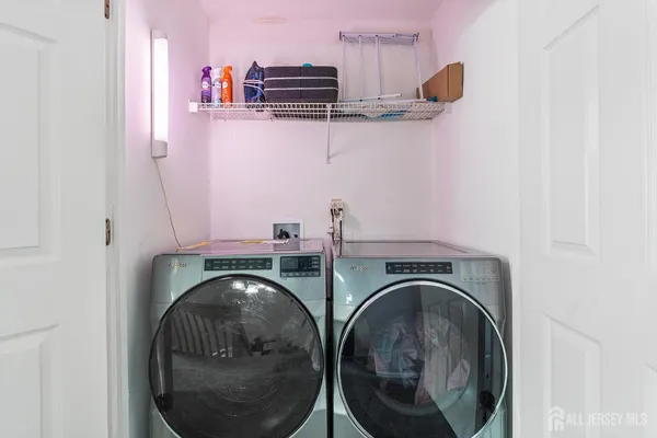 $625,000 | 110 Castle Pointe Boulevard, Piscataway, NJ 08854