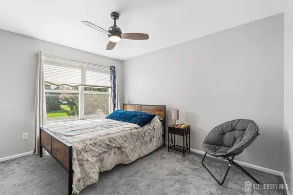 $625,000 | 110 Castle Pointe Boulevard, Piscataway, NJ 08854