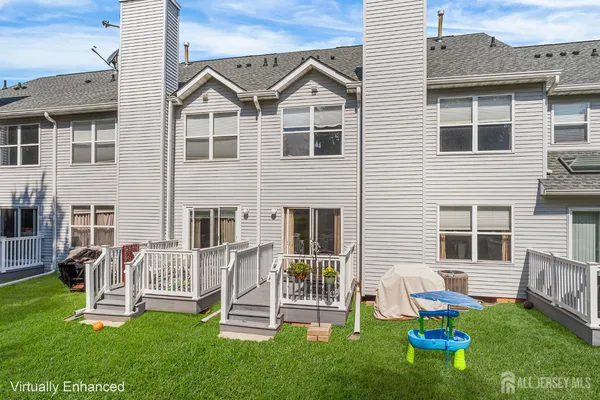 $625,000 | 110 Castle Pointe Boulevard, Piscataway, NJ 08854