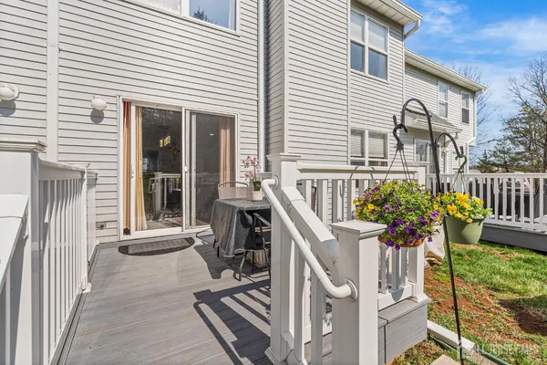 $625,000 | 110 Castle Pointe Boulevard, Piscataway, NJ 08854