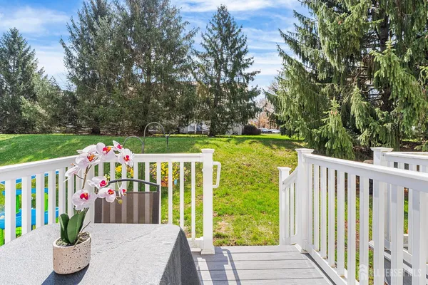$625,000 | 110 Castle Pointe Boulevard, Piscataway, NJ 08854