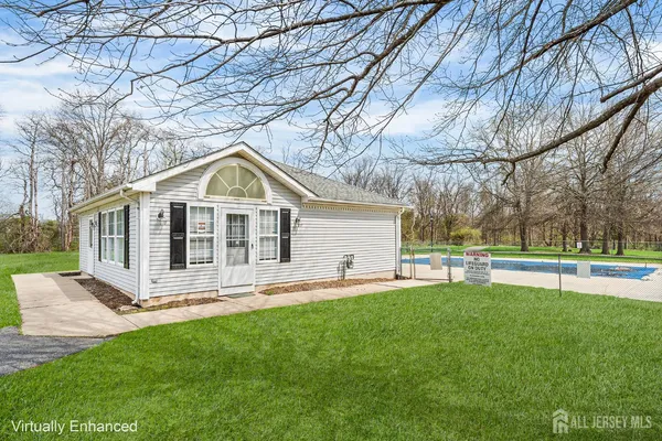 $625,000 | 110 Castle Pointe Boulevard, Piscataway, NJ 08854