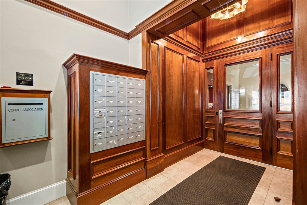 9 Appleton Street, Unit M2 Boston, MA 02116 - Photo 10 of 10