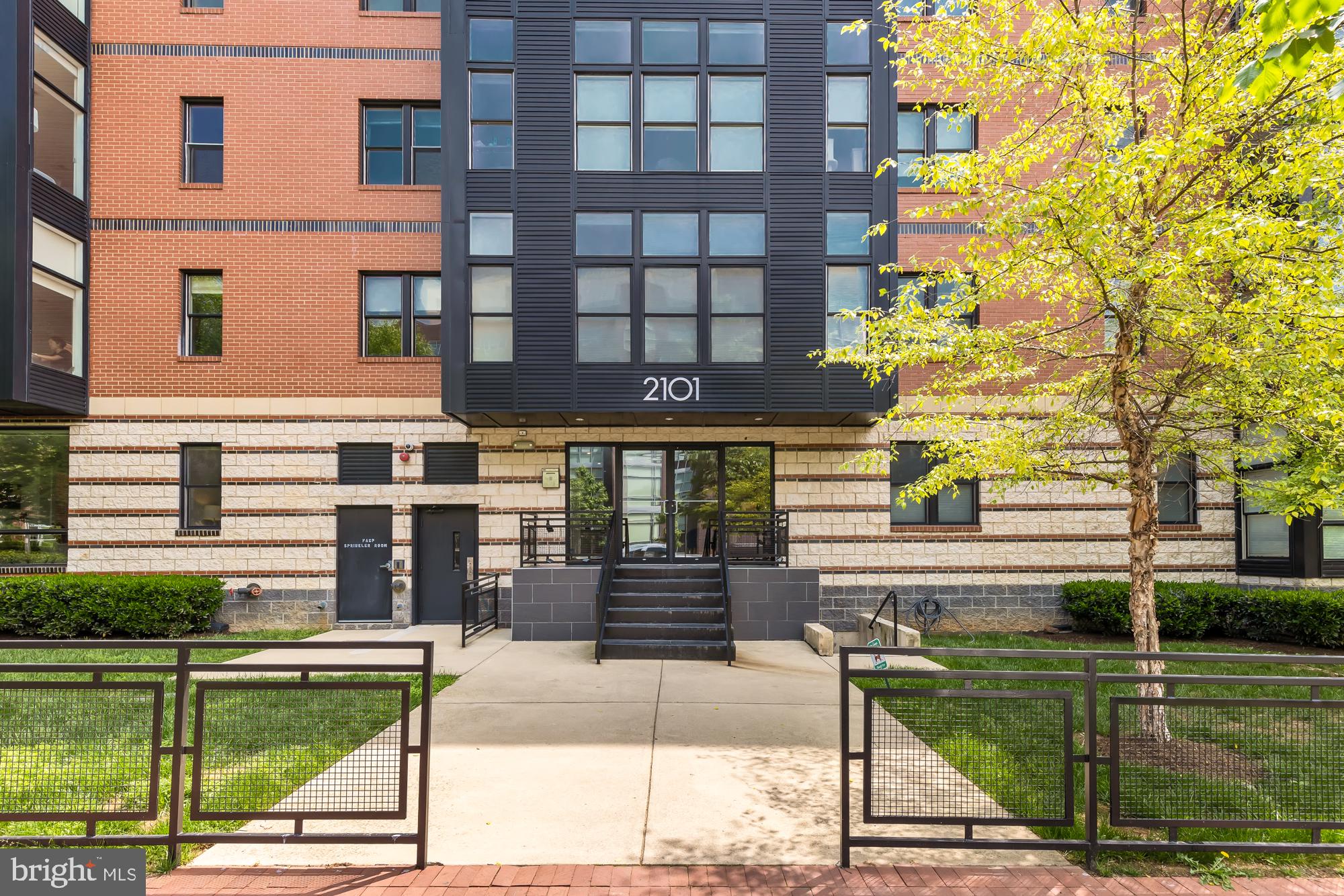 2101 11th Street Northwest, Unit 101 Washington, DC 20001 - Photo 2 of 35