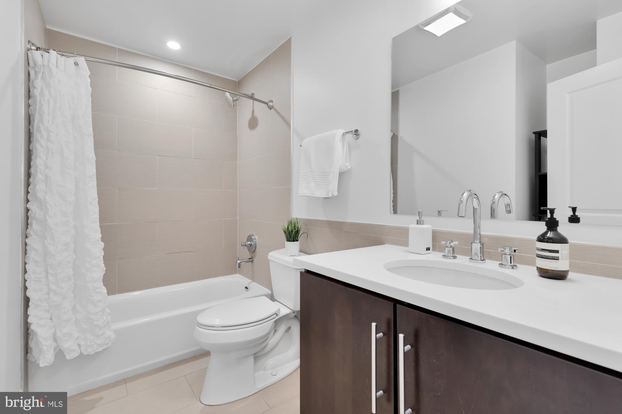 2101 11th Street Northwest, Unit 101 Washington, DC 20001 - Photo 29 of 35