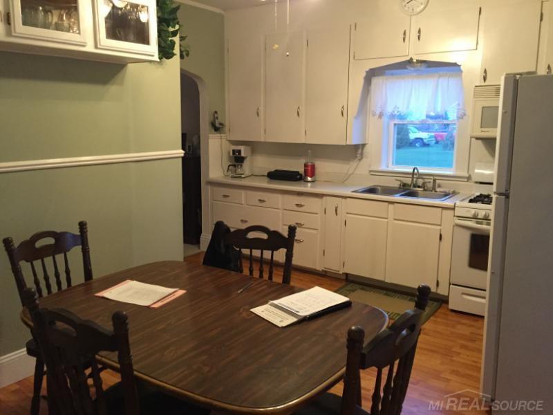 59 West Custer Road Sandusky, MI 48471 - Photo 20 of 25 kitchen/dining area
