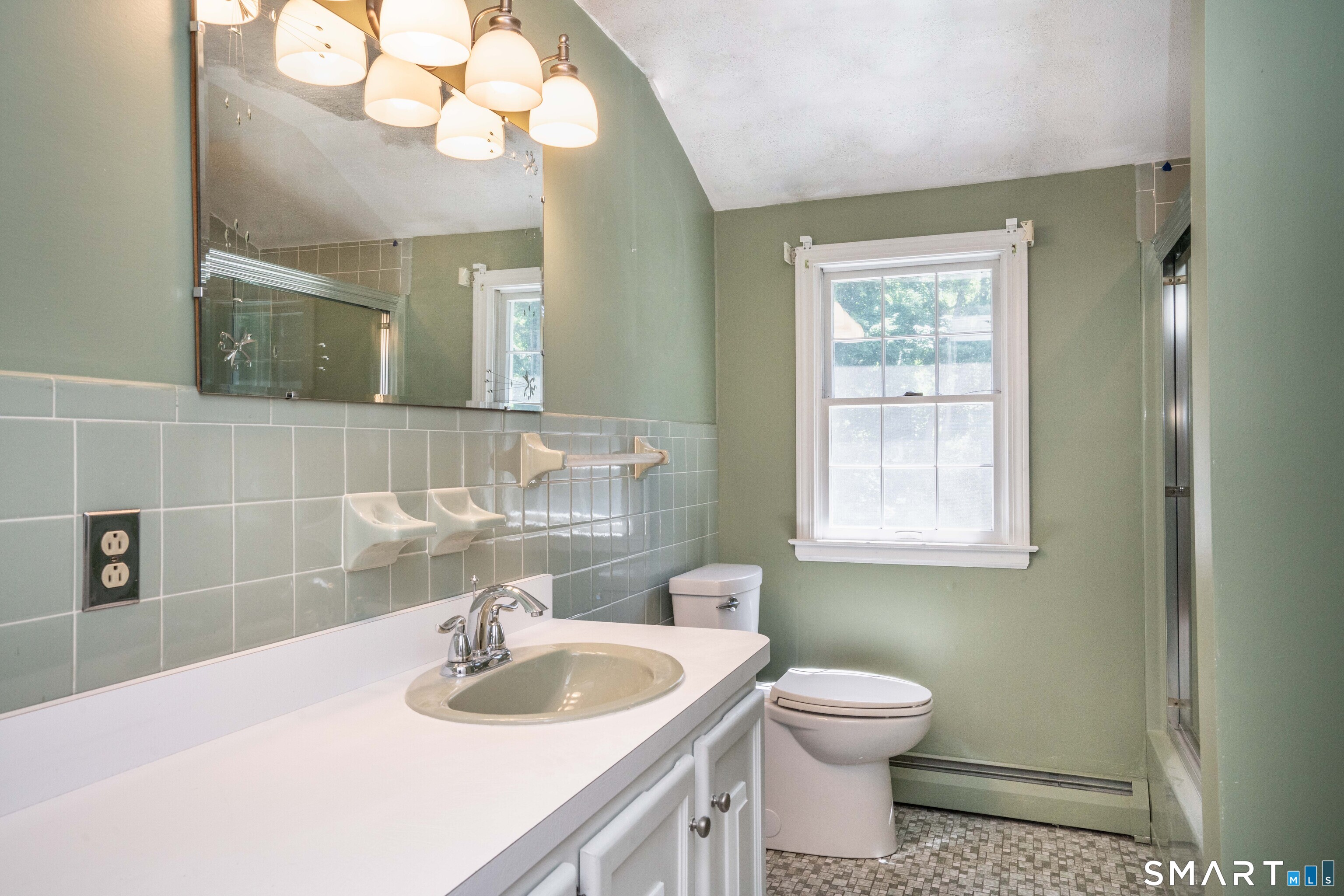 290 Old Farms Road Simsbury, CT 06070 - Photo 27 of 40