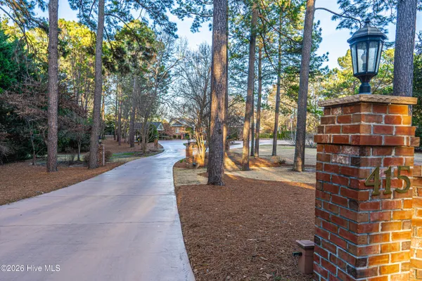$1,300,000 | 415 Manley Avenue, Southern Pines, NC 28387