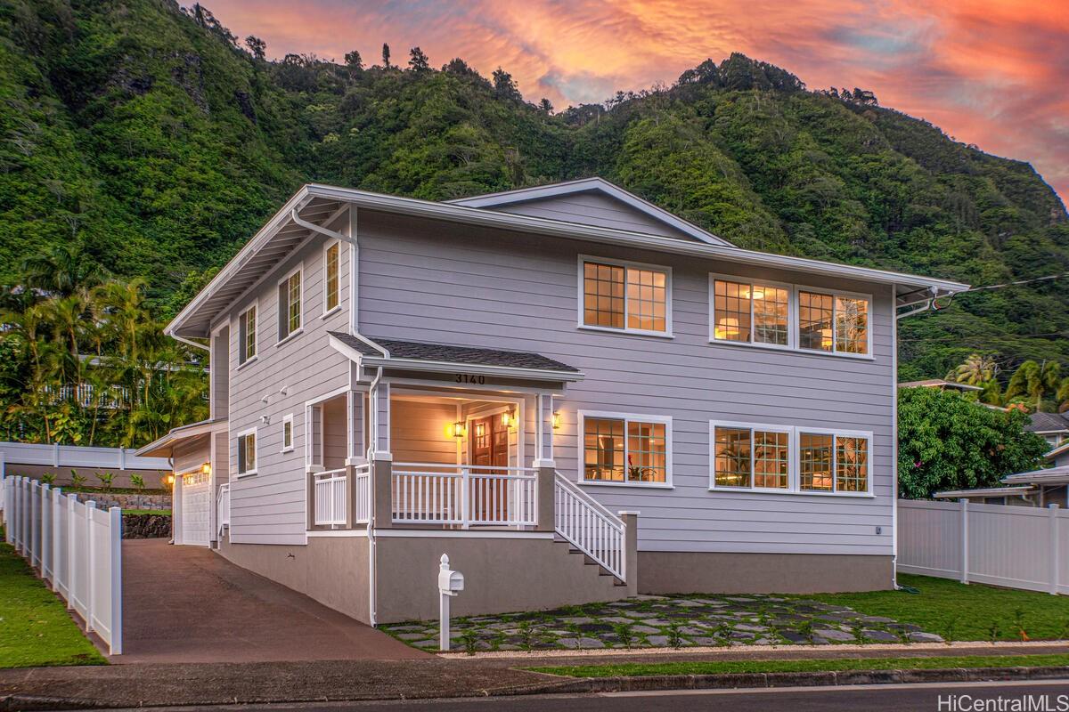 3140 Manoa Road Honolulu, HI 96822 - Photo 1 of 1 a front view of a house with a yard
