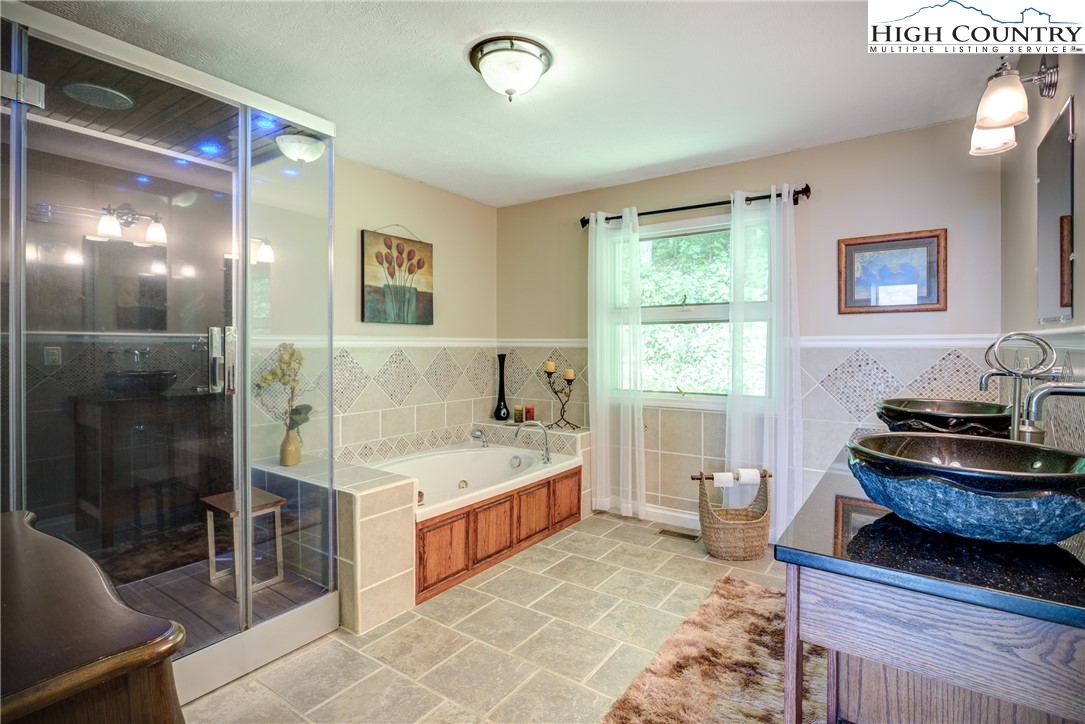 1000 Running Deer Trail Boone, NC 28607 - Photo 25 of 47 Gallery Image 25