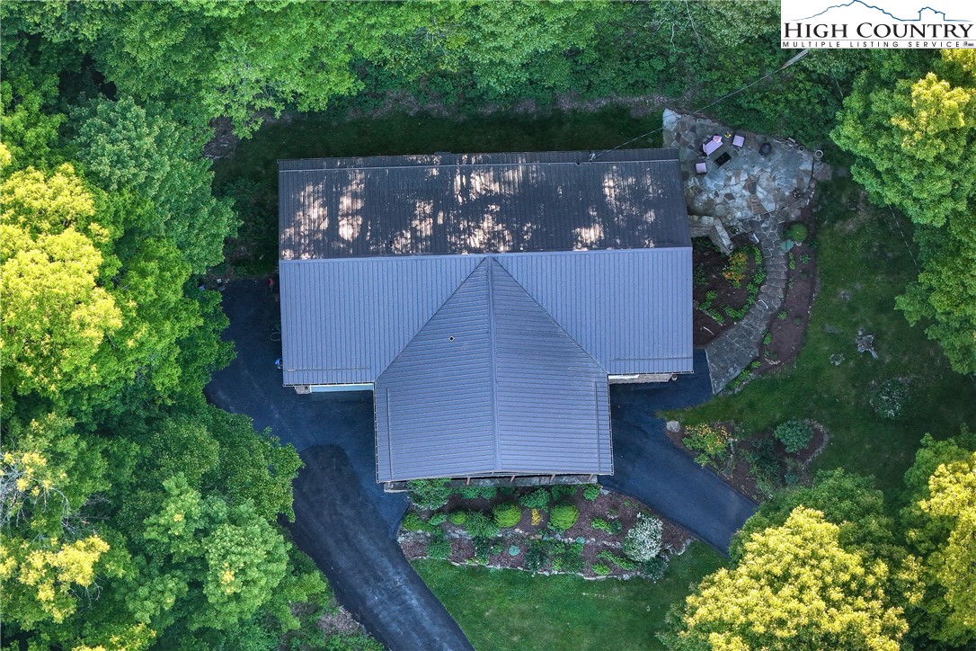 1000 Running Deer Trail Boone, NC 28607 - Photo 42 of 47 Gallery Image 42