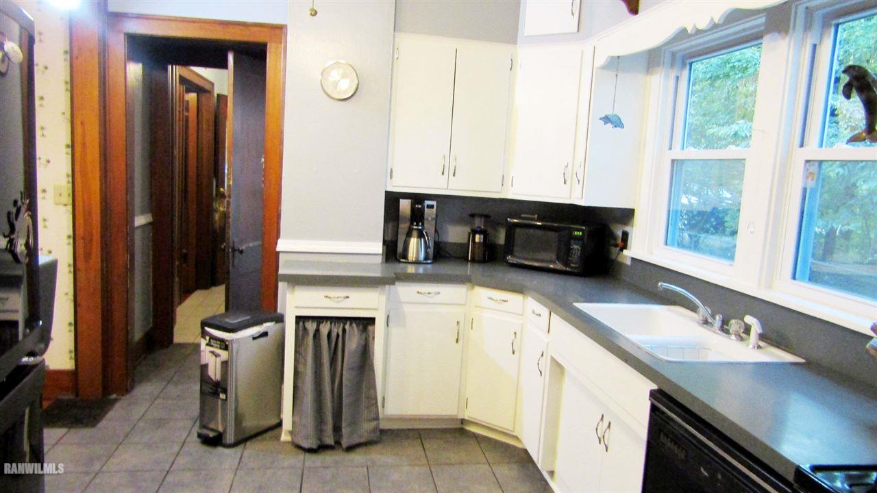 309 East Rapp Street Mount Carroll, IL 61053 - Photo 4 of 25 Gallery Image 4