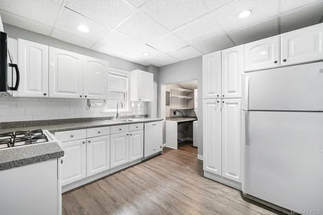 $3,000 | 17 Lawrence Avenue, Unit 2, Sleepy Hollow, NY 10591