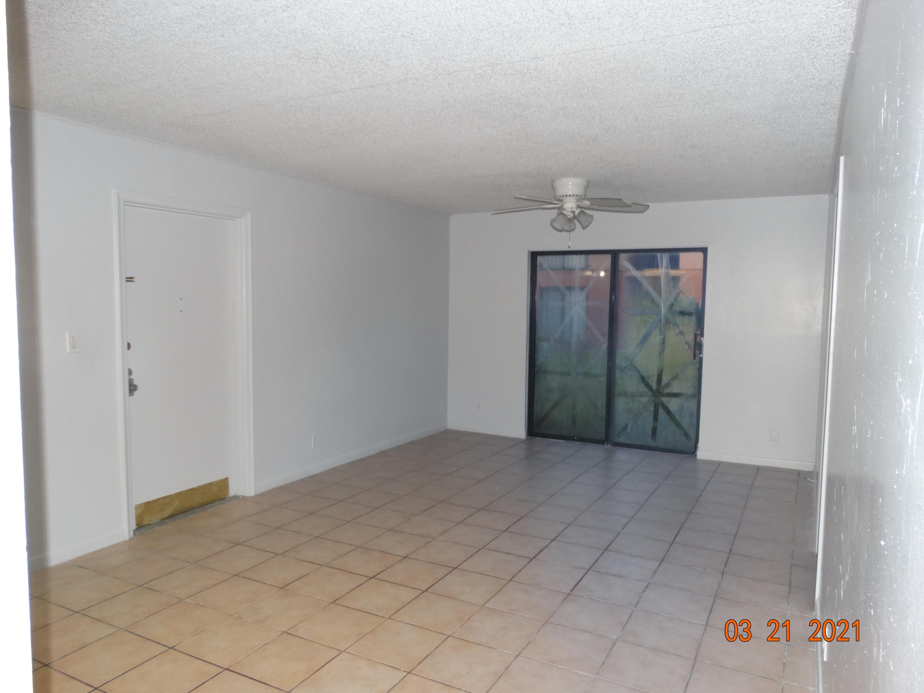 50 Southeast 12th Street, Unit 1460 Boca Raton, FL 33432 - Photo 4 of 13 DSC00526