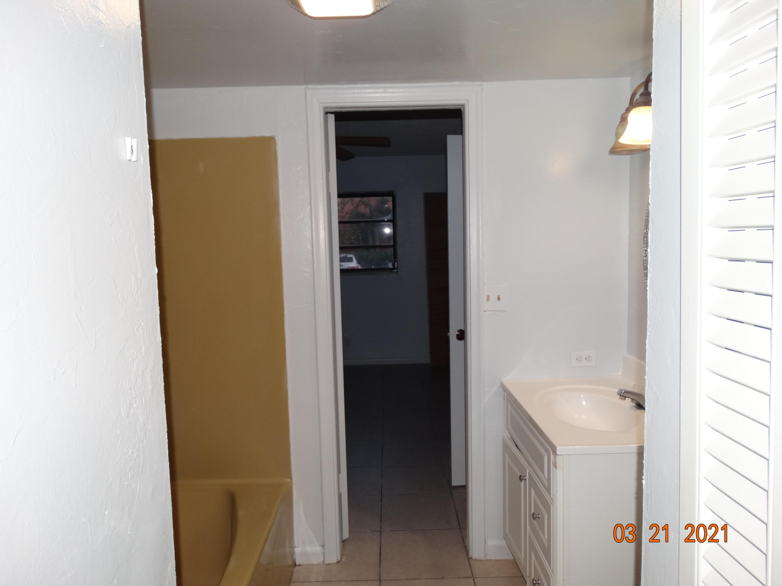 50 Southeast 12th Street, Unit 1460 Boca Raton, FL 33432 - Photo 9 of 13 DSC00523