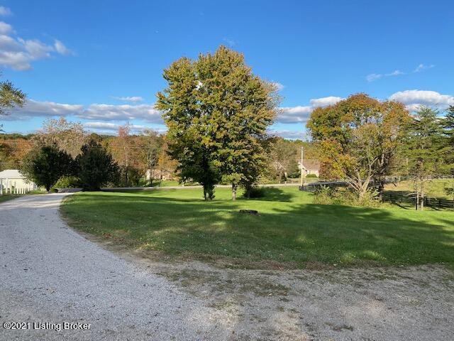 885 Waterford Road Mount Washington, KY 40047 - Photo 15 of 21 IMG_4414