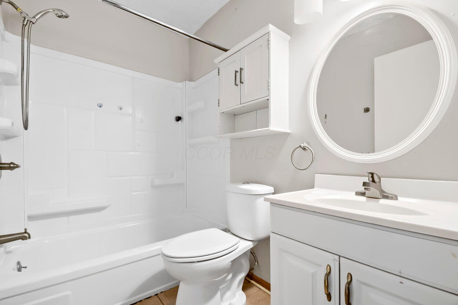 5531 Karl Road Columbus, OH 43229 - Photo 25 of 28 5531 Karl Rd - Web Quality - 025 - 25 Ba