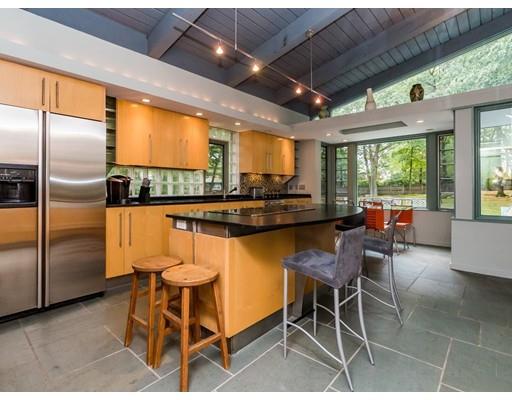 45 Ledge Road Waltham, MA 02452 - Photo 8 of 41 Gallery Image 8