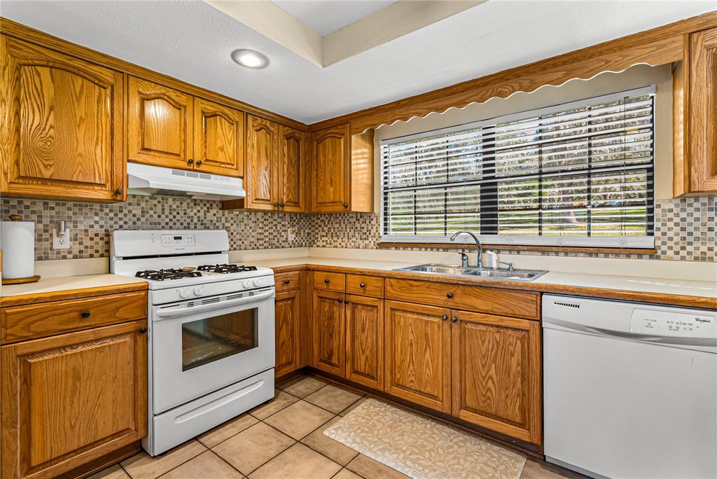 11045 Fort King Road Dade City, FL 33525 - Photo 28 of 63