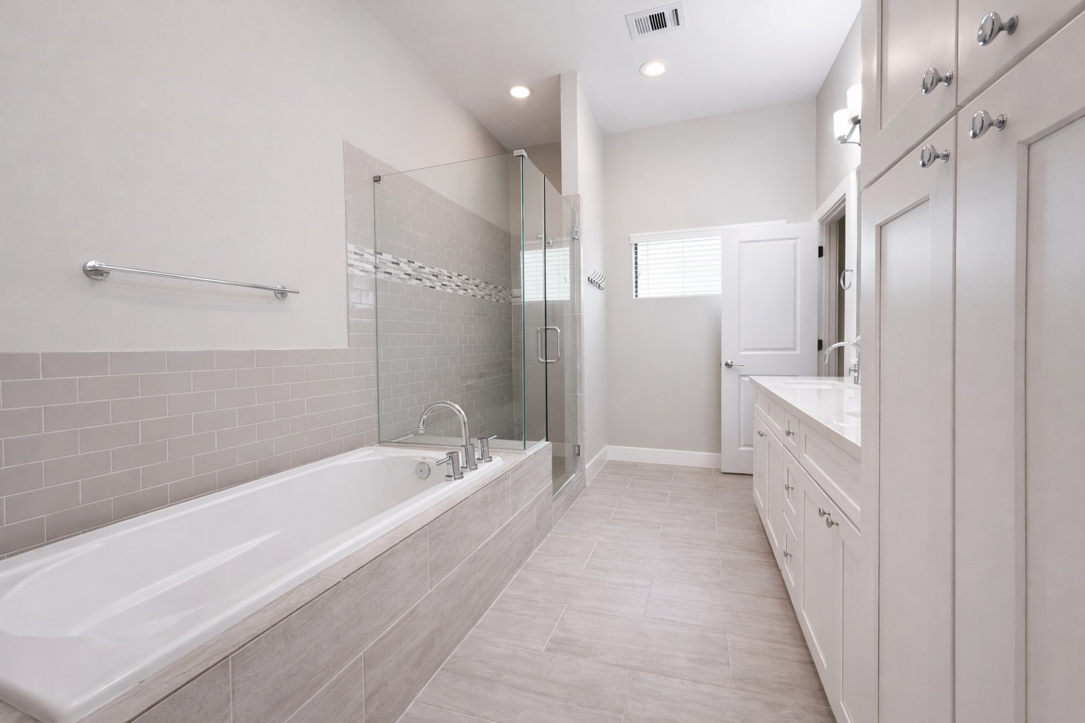 10806 Warwana Road, Unit C Houston, TX 77043 - Photo 24 of 35