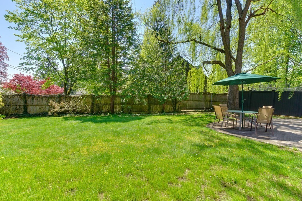 10 Barbara Road Belmont, MA 02478 - Photo 27 of 29 Gallery Image 27