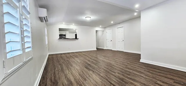 $2,250 | 7691 North Highway 17, Awendaw, SC 29429