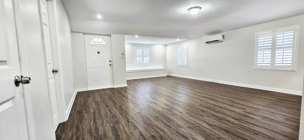 $2,050 | 7691 North Highway 17, Awendaw, SC 29429