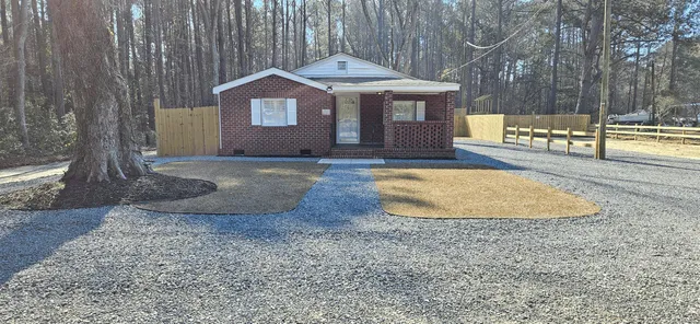 $2,250 | 7691 North Highway 17, Awendaw, SC 29429