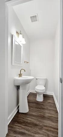 $2,050 | 7691 North Highway 17, Awendaw, SC 29429