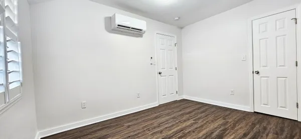 $2,050 | 7691 North Highway 17, Awendaw, SC 29429