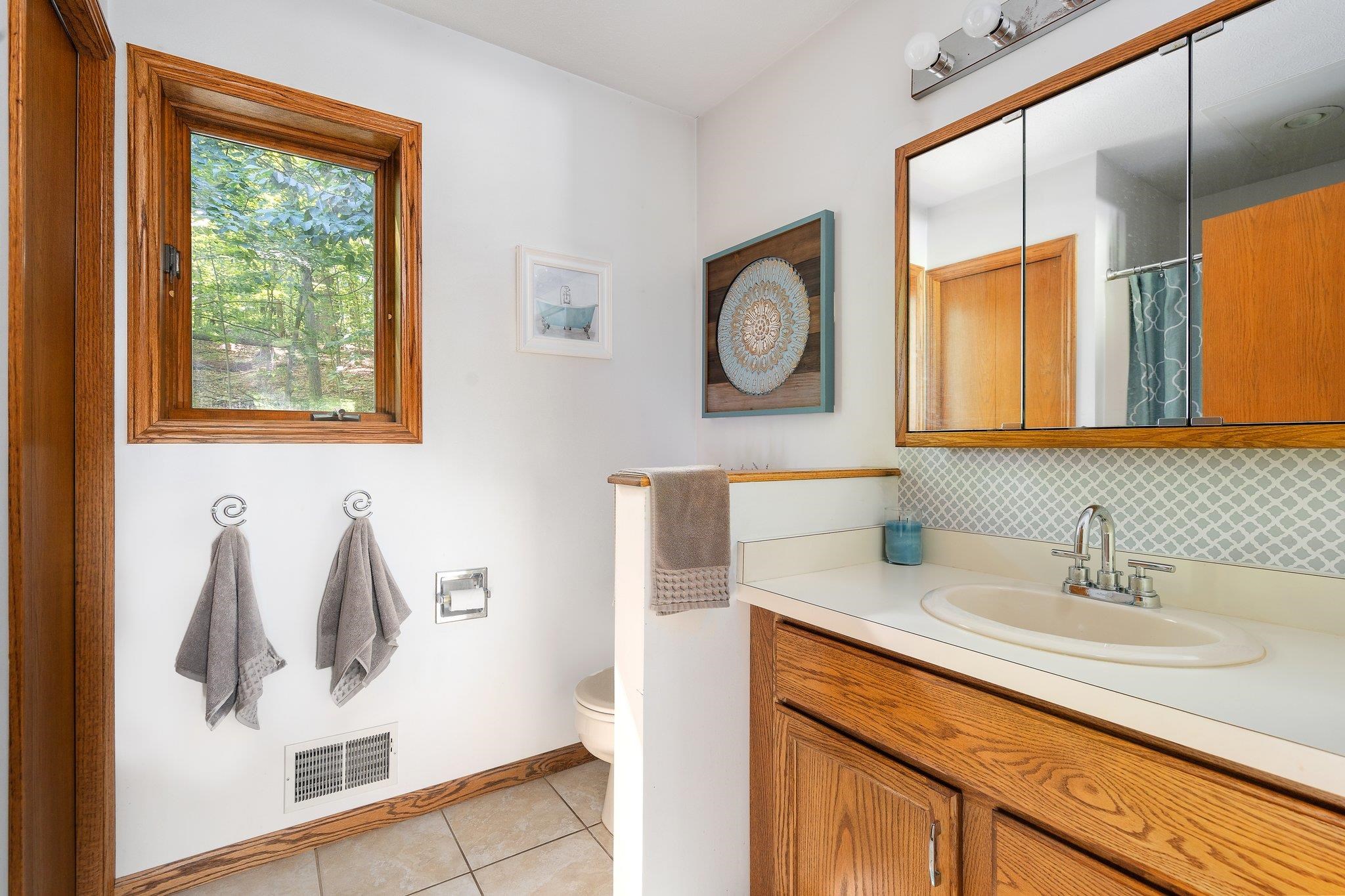 1428 Dracka Road Traverse City, MI 49685 - Photo 13 of 49 1906030-12.JPG
