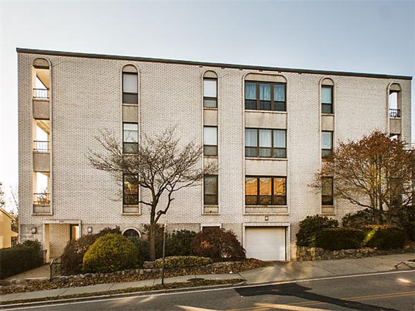 405 Langley Road, Unit 14 Newton, MA 02459 - Photo 1 of 13 Gallery Image 1