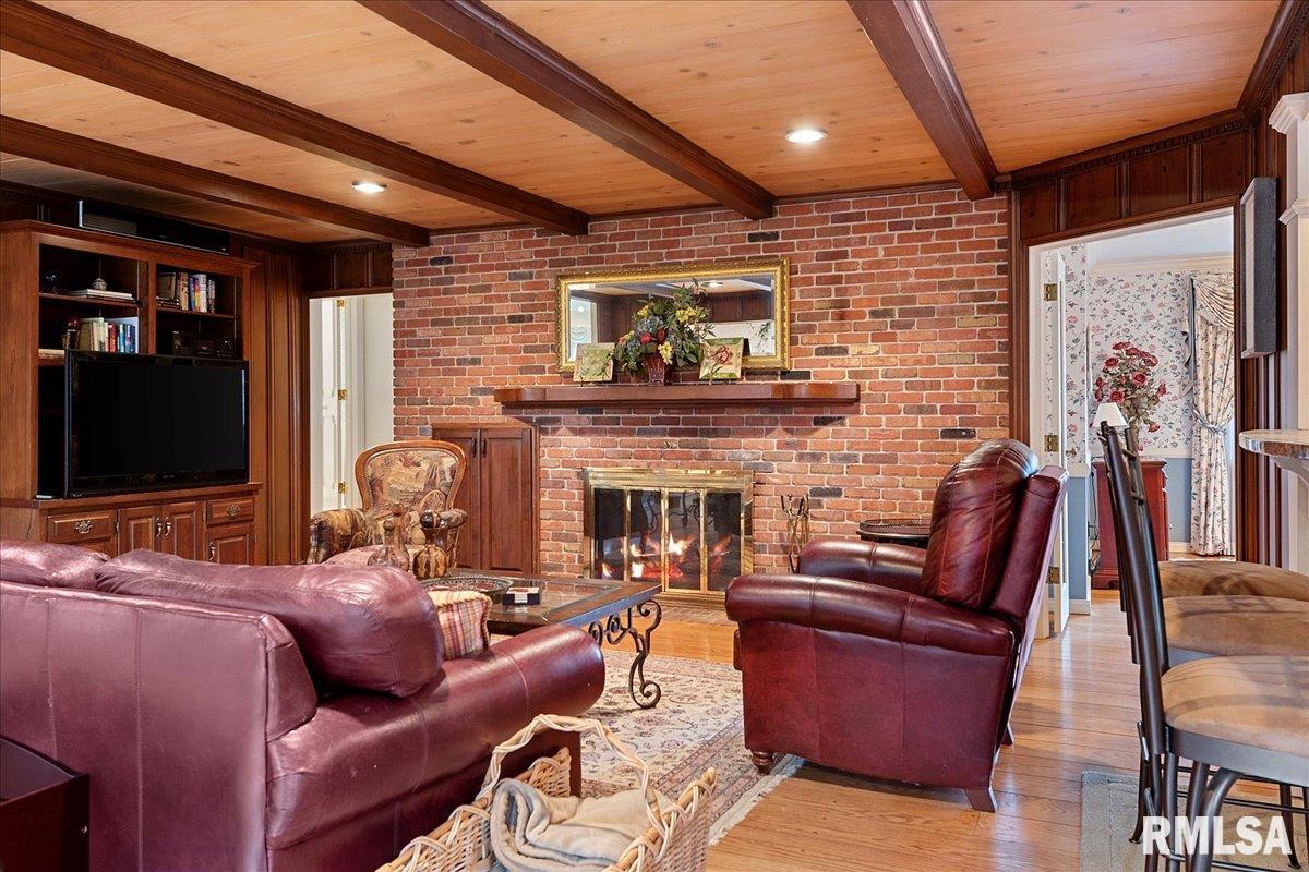 1776 Chatham Road Springfield, IL 62704 - Photo 13 of 92