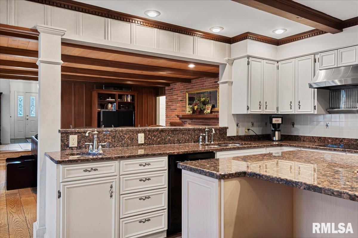 1776 Chatham Road Springfield, IL 62704 - Photo 23 of 92