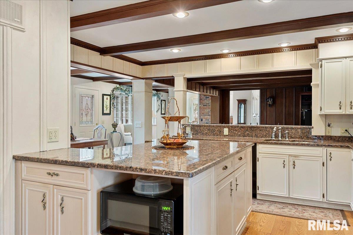 1776 Chatham Road Springfield, IL 62704 - Photo 26 of 92