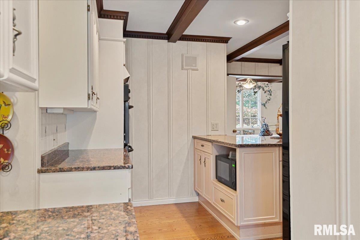 1776 Chatham Road Springfield, IL 62704 - Photo 27 of 92