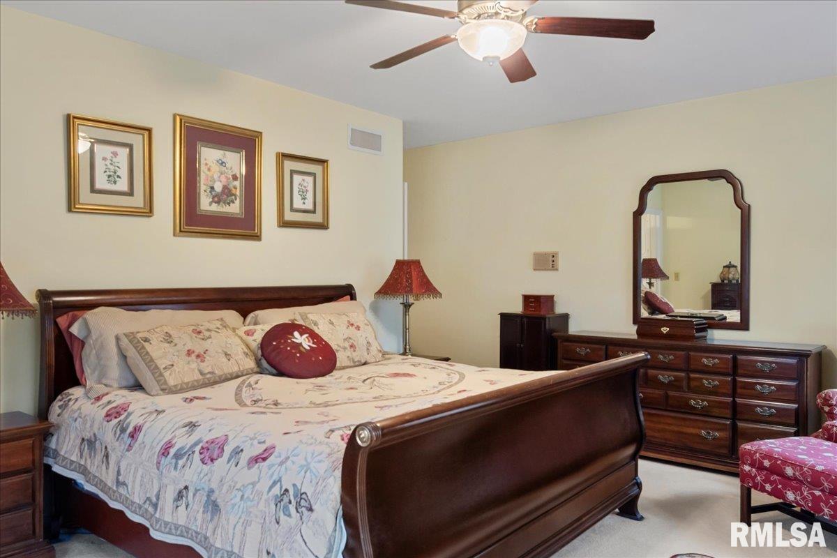 1776 Chatham Road Springfield, IL 62704 - Photo 40 of 92