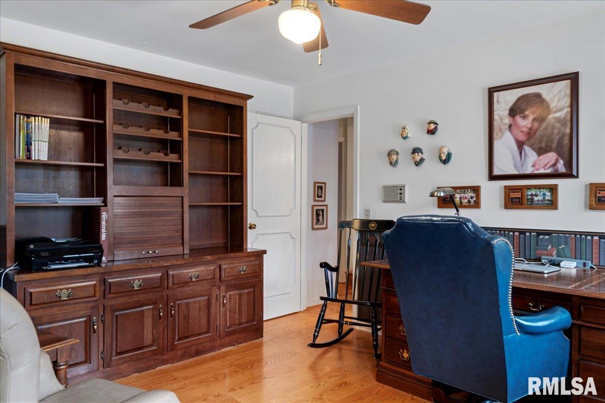1776 Chatham Road Springfield, IL 62704 - Photo 47 of 92