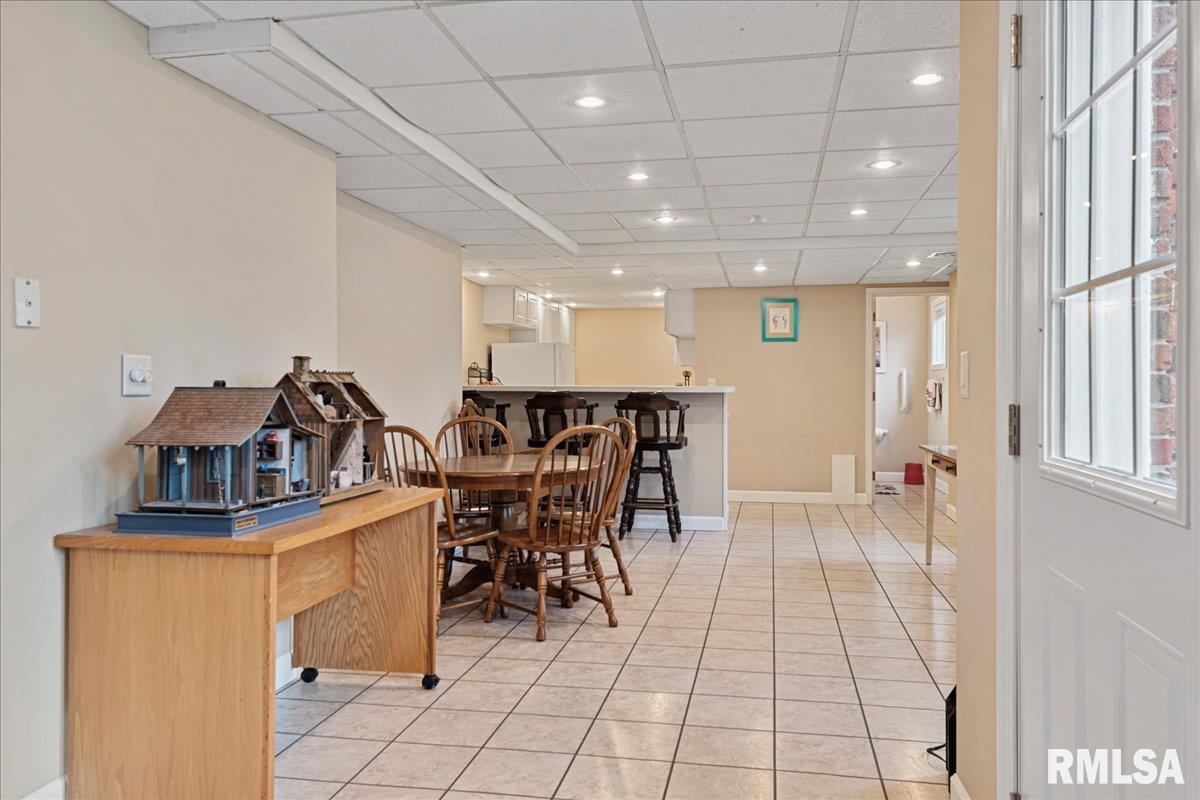 1776 Chatham Road Springfield, IL 62704 - Photo 64 of 92
