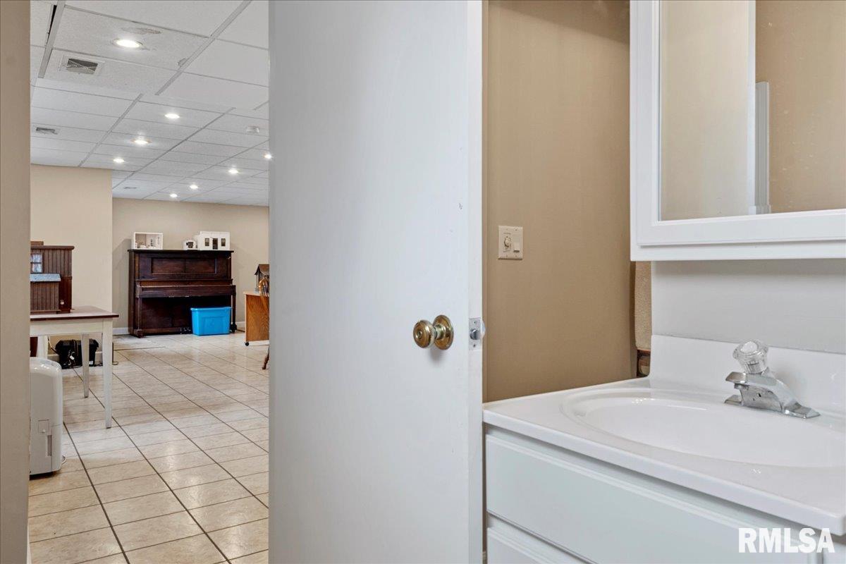 1776 Chatham Road Springfield, IL 62704 - Photo 71 of 92