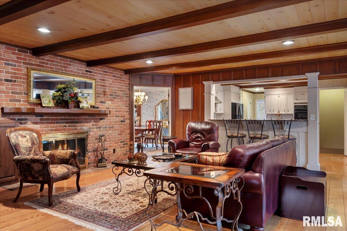 1776 Chatham Road Springfield, IL 62704 - Photo 9 of 92