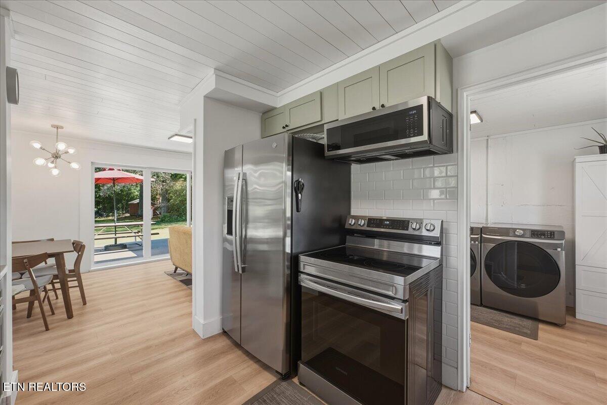 115 Pratt Lane Oak Ridge, TN 37830 - Photo 11 of 32 12-Kitchen