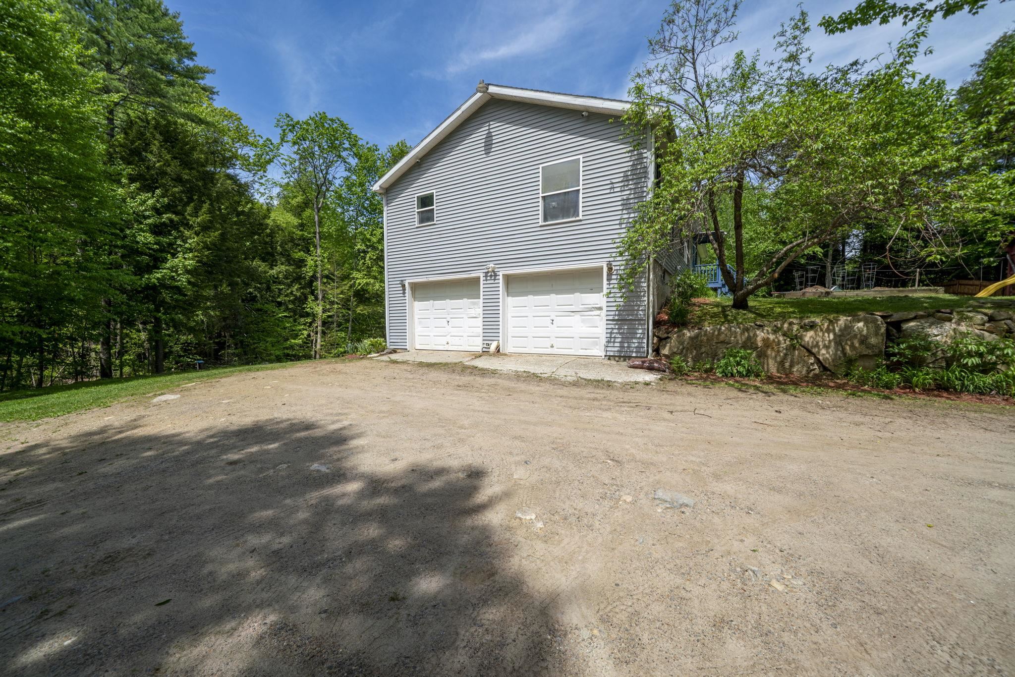 112 Shaker Road Canterbury, NH 03224 - Photo 3 of 60