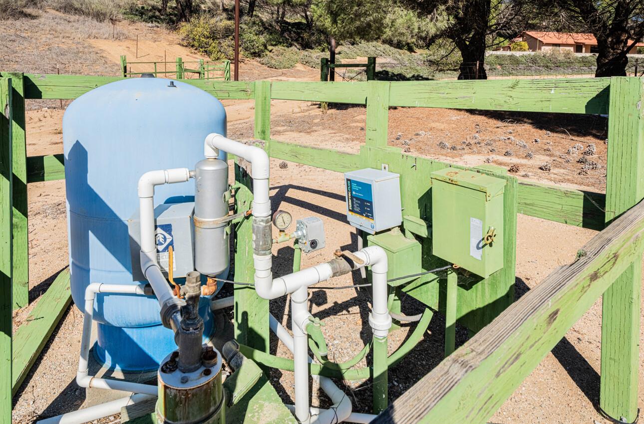 33900 Fabry Road Soledad, CA 93960 - Photo 30 of 34 an aerial view of a house with swimming pool and outdoor seating