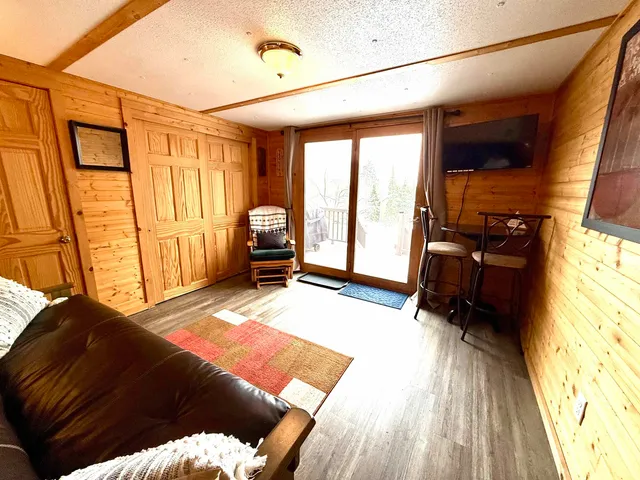 $299,000 | 17921 Sunset Bay Lane, Townsend, WI 54175