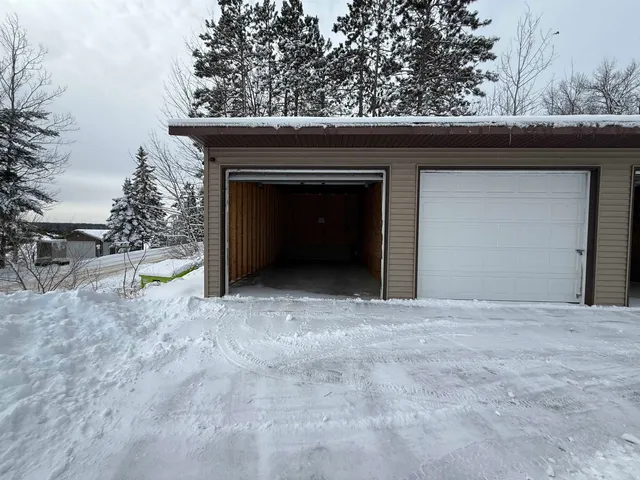 $299,000 | 17921 Sunset Bay Lane, Townsend, WI 54175