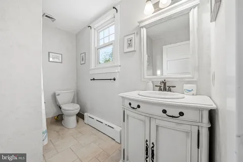 $699,000 | 267 West White Horse Pike, Berlin, NJ 08009